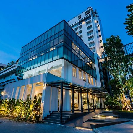 Rattanachol Hotel Csonburi Kültér fotó