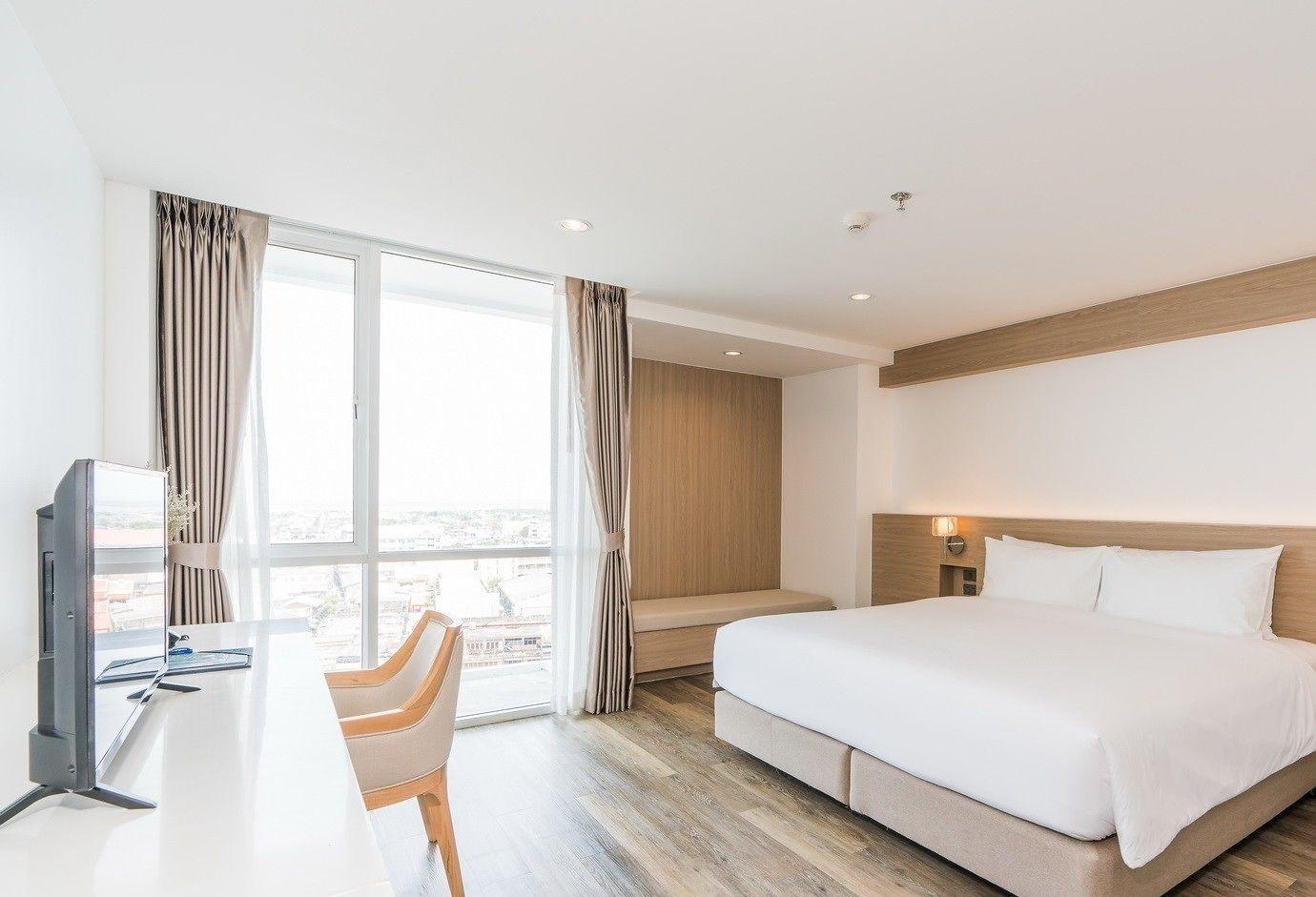 Rattanachol Hotel Csonburi Kültér fotó