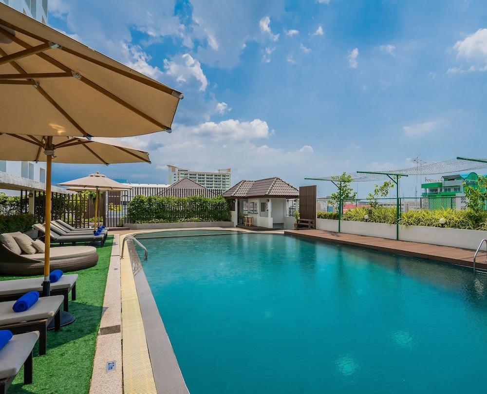 Rattanachol Hotel Csonburi Kültér fotó