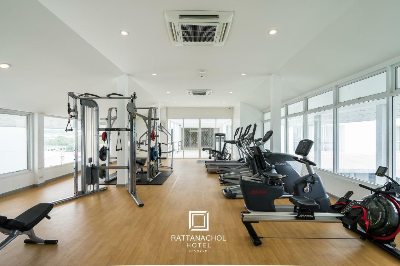 Rattanachol Hotel Csonburi Kültér fotó